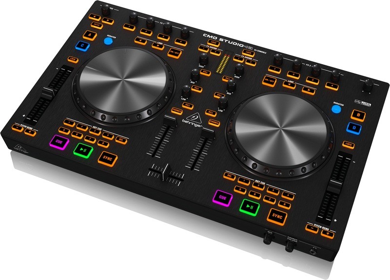 Фото Behringer CMD STUDIO 4A