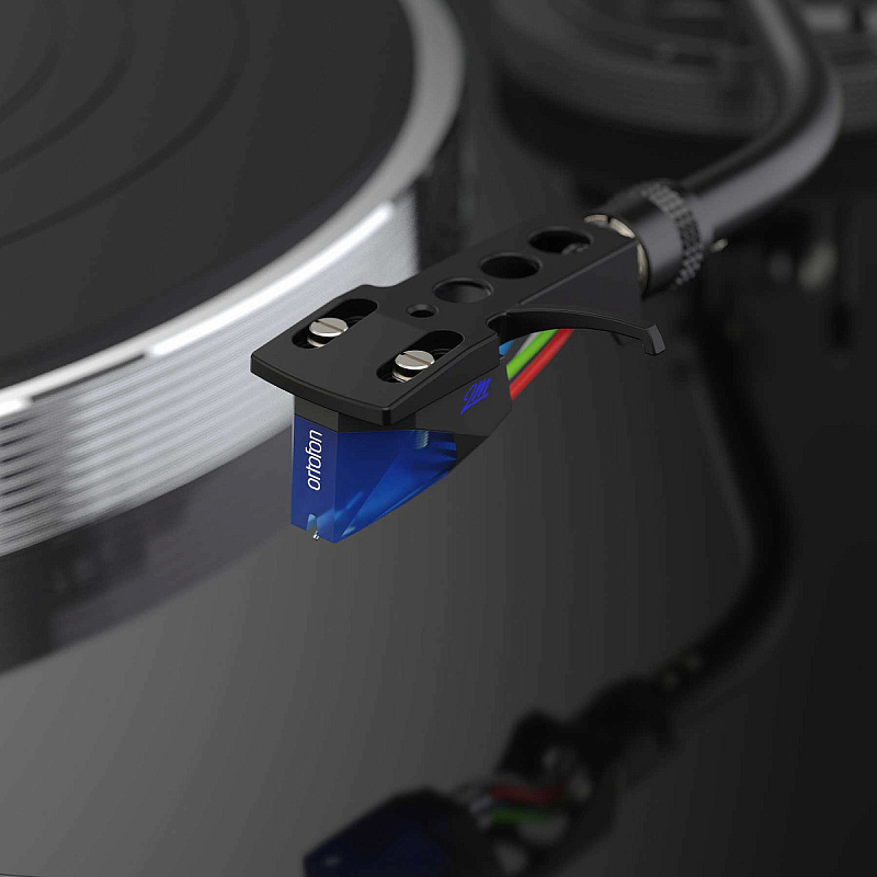 Фото Проигрыватель винила Reloop TURN X