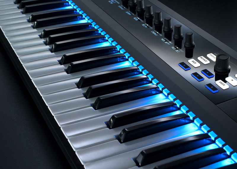 Фото MIDI-клавиатура Native Instruments Komplete Kontrol S61